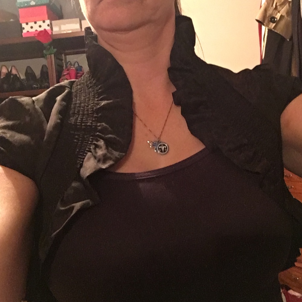 Black leopard print jacket shrug bolero thing 😃